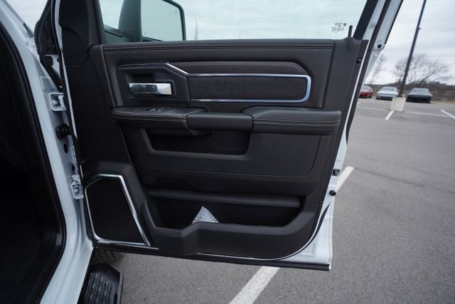 2026 RAM Ram 3500 RAM 3500 LARAMIE MEGA CAB 4X4 6'4' BOX