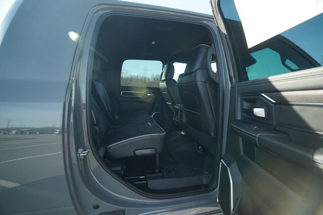 2026 RAM Ram 3500 RAM 3500 LARAMIE MEGA CAB 4X4 6'4' BOX