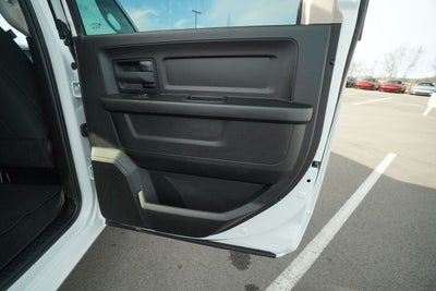 2023 RAM 1500 Classic Tradesman Crew Cab 4x4 5'7' Box