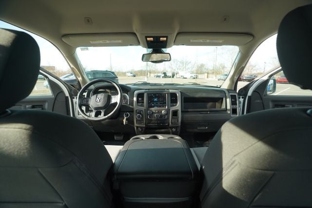 2023 RAM 1500 Classic Tradesman Crew Cab 4x4 5'7' Box