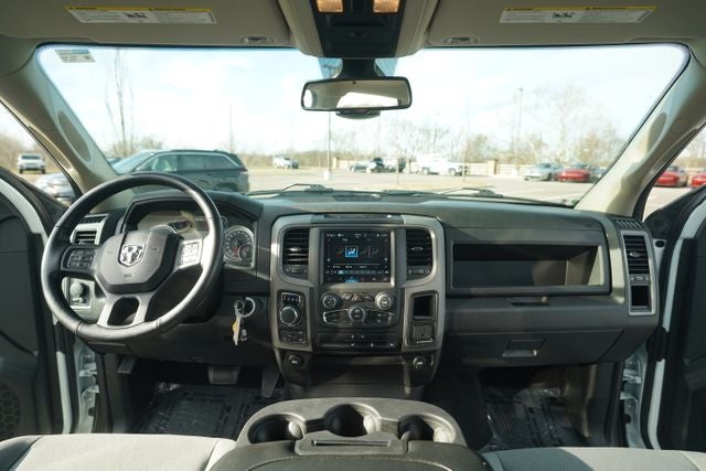 2023 RAM 1500 Classic Tradesman Crew Cab 4x4 5'7' Box