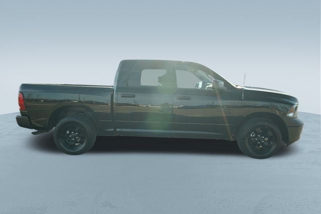 2023 RAM 1500 Classic Tradesman Crew Cab 4x4 5'7' Box