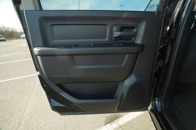 2023 RAM 1500 Classic Tradesman Crew Cab 4x4 5'7' Box