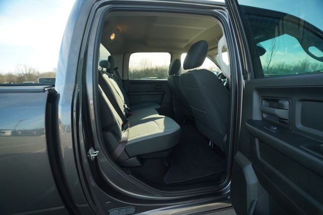 2023 RAM 1500 Classic Tradesman Crew Cab 4x4 5'7' Box