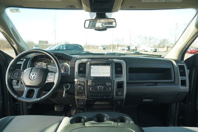 2023 RAM 1500 Classic Tradesman Crew Cab 4x4 5'7' Box