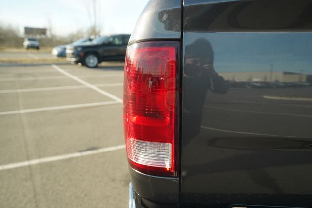 2023 RAM 1500 Classic Tradesman Crew Cab 4x4 5'7' Box