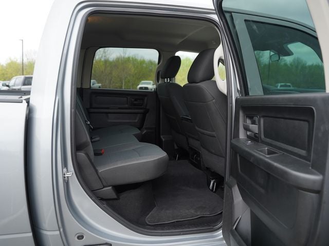 2023 RAM 1500 Classic Tradesman Crew Cab 4x4 5'7' Box