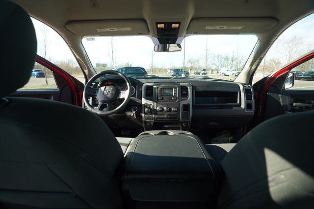 2023 RAM 1500 Classic Tradesman Crew Cab 4x4 5'7' Box