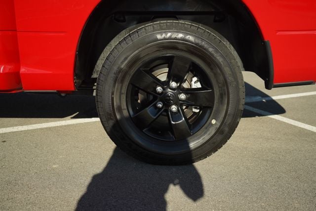 2023 RAM 1500 Classic Tradesman Crew Cab 4x4 5'7' Box