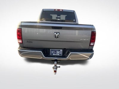 2022 RAM 1500 Classic Tradesman Crew Cab 4x4 5'7' Box