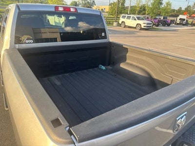 2022 RAM 1500 Classic Tradesman Crew Cab 4x4 5'7' Box