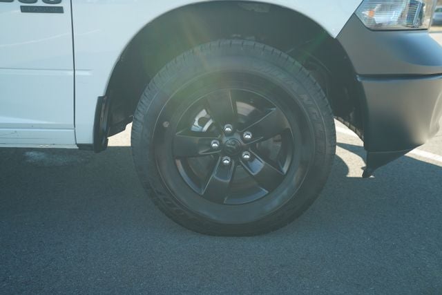 2023 RAM 1500 Classic Tradesman Crew Cab 4x4 5'7' Box