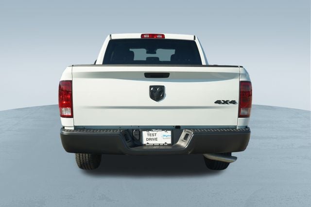 2023 RAM 1500 Classic Tradesman Crew Cab 4x4 5'7' Box
