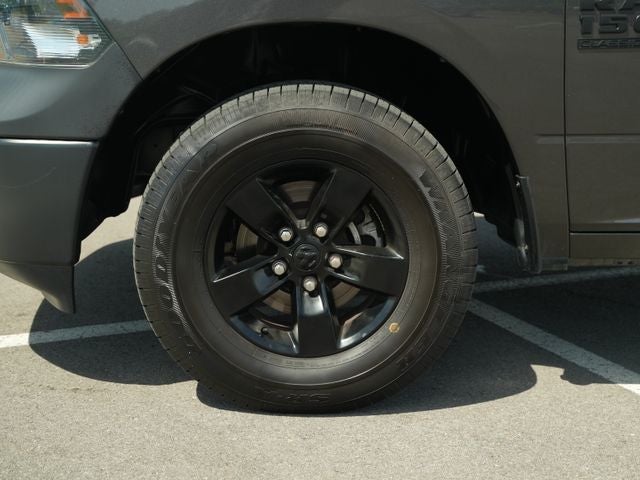 2023 RAM 1500 Classic Tradesman Crew Cab 4x4 5'7' Box