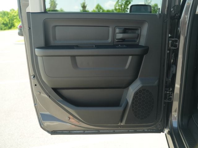 2023 RAM 1500 Classic Tradesman Crew Cab 4x4 5'7' Box