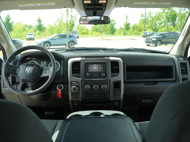 2023 RAM 1500 Classic Tradesman Crew Cab 4x4 5'7' Box