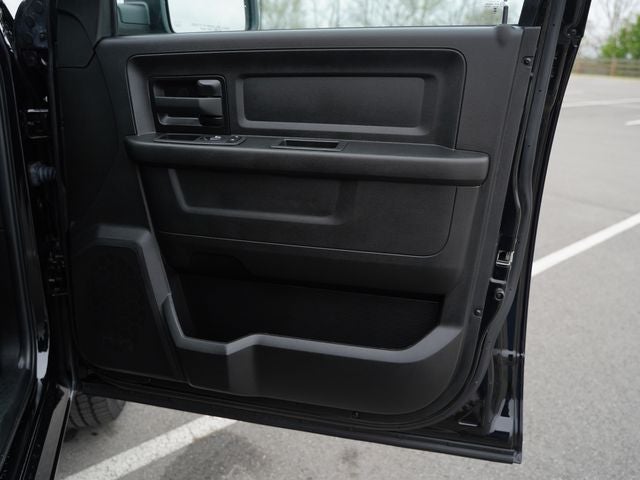 2023 RAM 1500 Classic Tradesman Crew Cab 4x4 5'7' Box