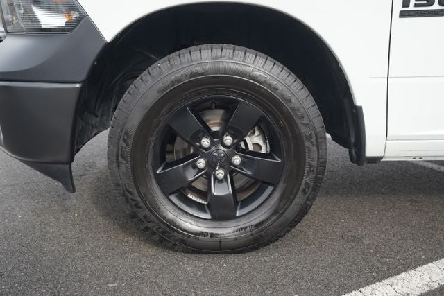 2023 RAM 1500 Classic Tradesman Crew Cab 4x4 5'7' Box