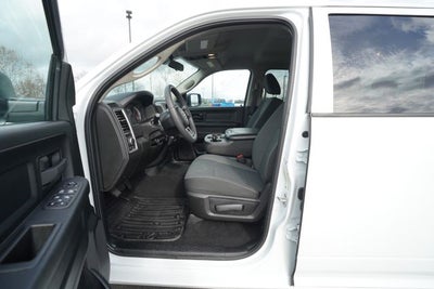 2023 RAM 1500 Classic Tradesman Crew Cab 4x4 5'7' Box