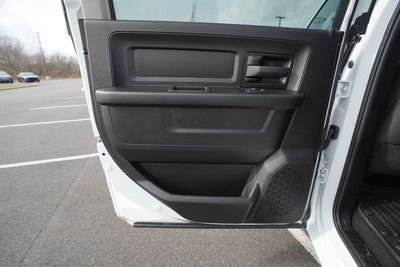 2023 RAM 1500 Classic Tradesman Crew Cab 4x4 5'7' Box