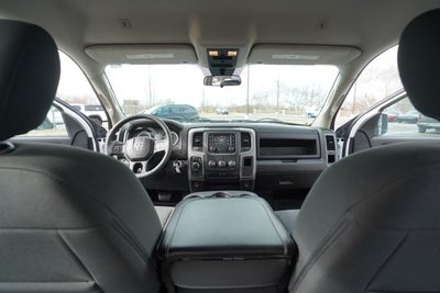 2023 RAM 1500 Classic Tradesman Crew Cab 4x4 5'7' Box