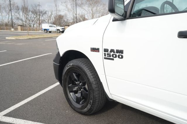 2023 RAM 1500 Classic Tradesman Crew Cab 4x4 5'7' Box