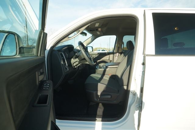 2023 RAM 1500 Classic Tradesman Crew Cab 4x4 5'7' Box