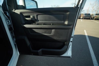 2023 RAM 1500 Classic Tradesman Crew Cab 4x4 5'7' Box