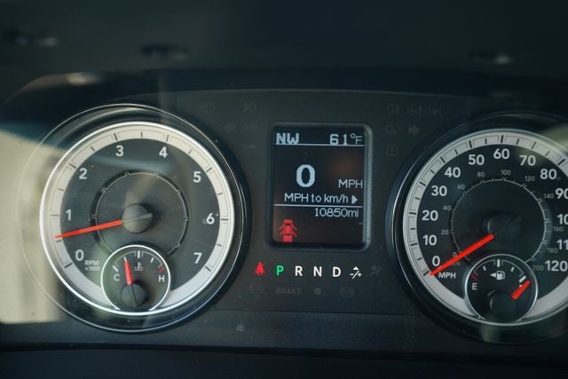 2023 RAM 1500 Classic Tradesman Crew Cab 4x4 5'7' Box