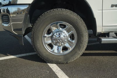 2019 RAM 2500 Tradesman Crew Cab 4x4 6'4' Box