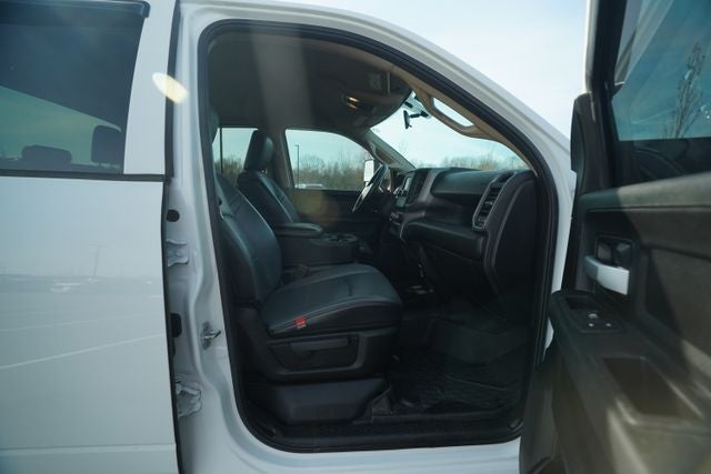 2019 RAM 2500 Tradesman Crew Cab 4x4 6'4' Box