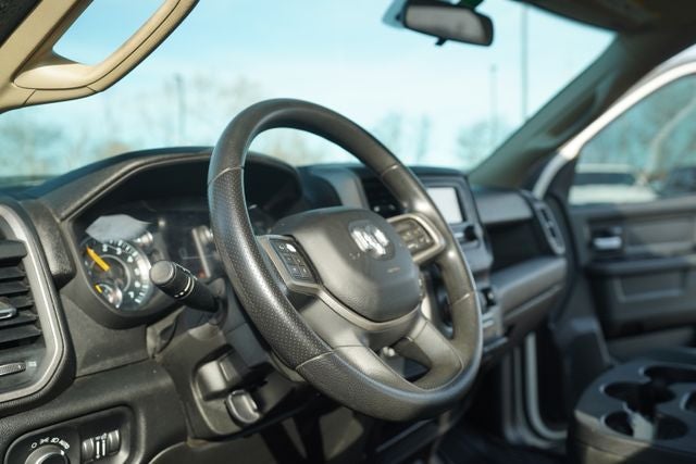 2019 RAM 2500 Tradesman Crew Cab 4x4 6'4' Box