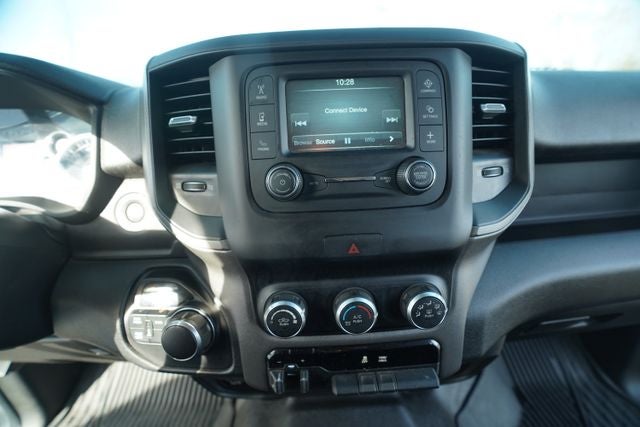 2019 RAM 2500 Tradesman Crew Cab 4x4 6'4' Box