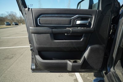 2022 RAM 2500 Big Horn Crew Cab 4x4 6'4' Box