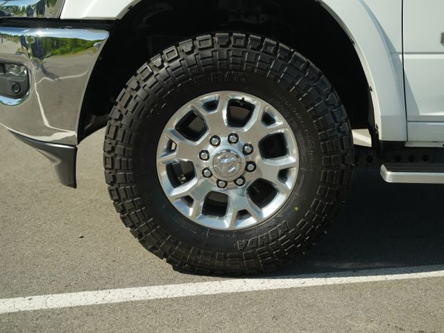 2019 RAM 2500 Laramie Crew Cab 4x4 6'4' Box