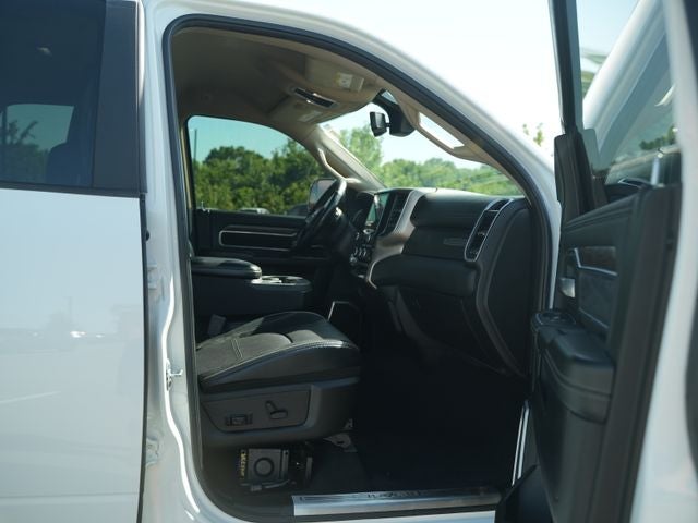2019 RAM 2500 Laramie Crew Cab 4x4 6'4' Box