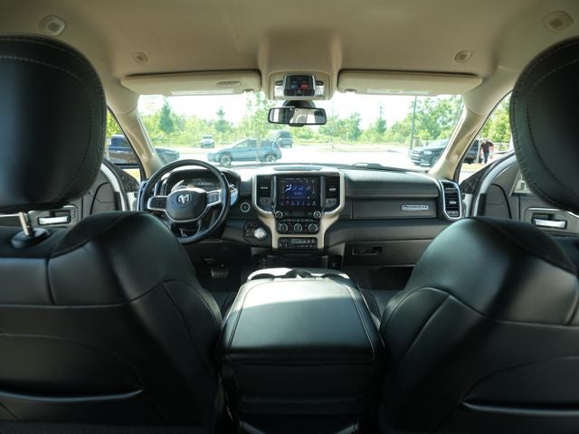 2019 RAM 2500 Laramie Crew Cab 4x4 6'4' Box