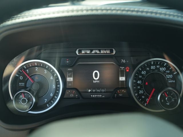 2019 RAM 2500 Laramie Crew Cab 4x4 6'4' Box