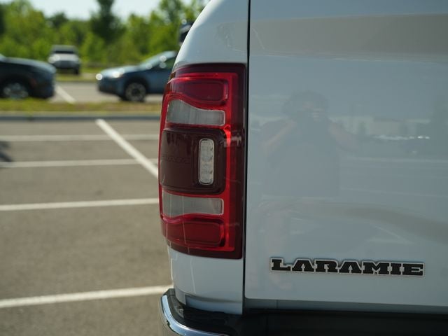 2019 RAM 2500 Laramie Crew Cab 4x4 6'4' Box