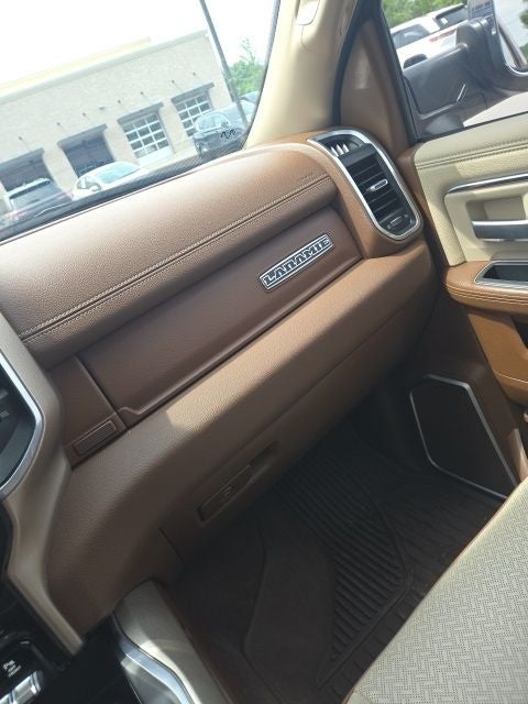 2020 RAM 2500 Laramie Crew Cab 4x4 6'4' Box