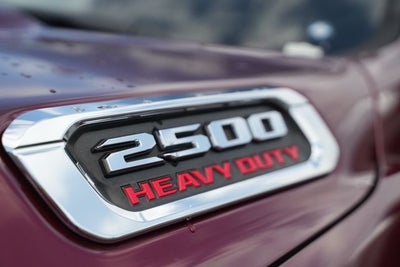 2020 RAM 2500 Laramie Crew Cab 4x4 6'4' Box
