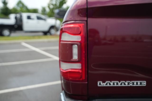 2020 RAM 2500 Laramie Crew Cab 4x4 6'4' Box