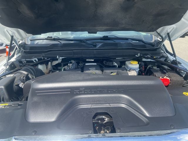 2022 RAM 2500 Laramie Crew Cab 4x4 6'4' Box