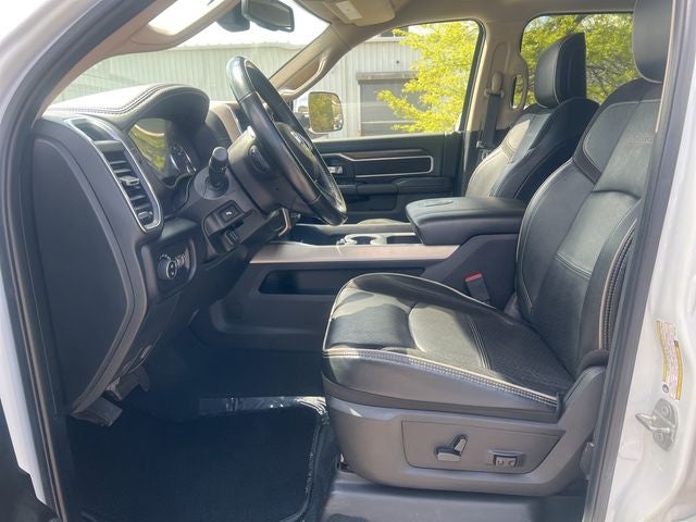 2022 RAM 2500 Laramie Crew Cab 4x4 6'4' Box