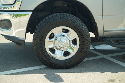 2022 RAM 2500 Tradesman Crew Cab 4x4 8' Box