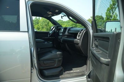 2022 RAM 2500 Tradesman Crew Cab 4x4 8' Box