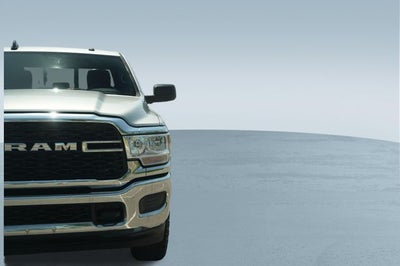 2022 RAM 2500 Tradesman Crew Cab 4x4 8' Box