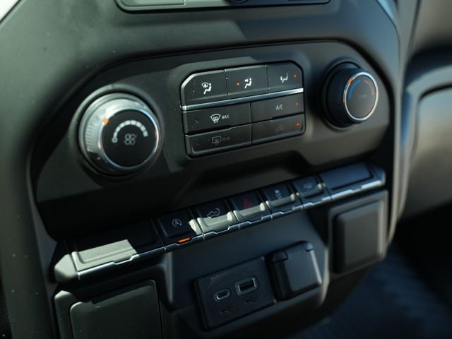 2022 Chevrolet Silverado 1500 LTD 2WD Crew Cab Short Bed Custom