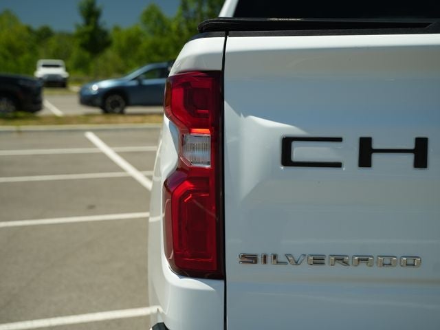 2022 Chevrolet Silverado 1500 LTD 2WD Crew Cab Short Bed Custom