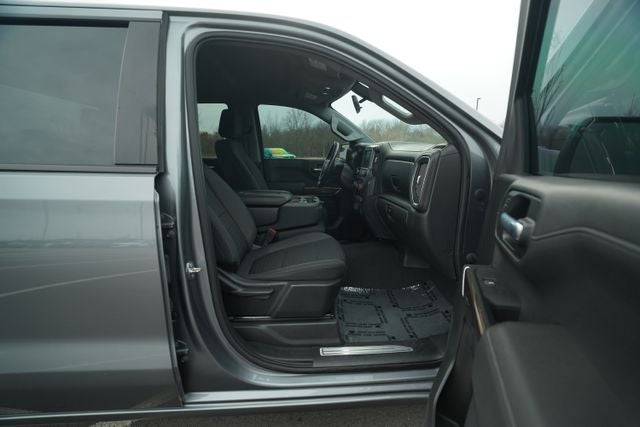 2022 Chevrolet Silverado 1500 LTD 2WD Crew Cab Short Bed LT